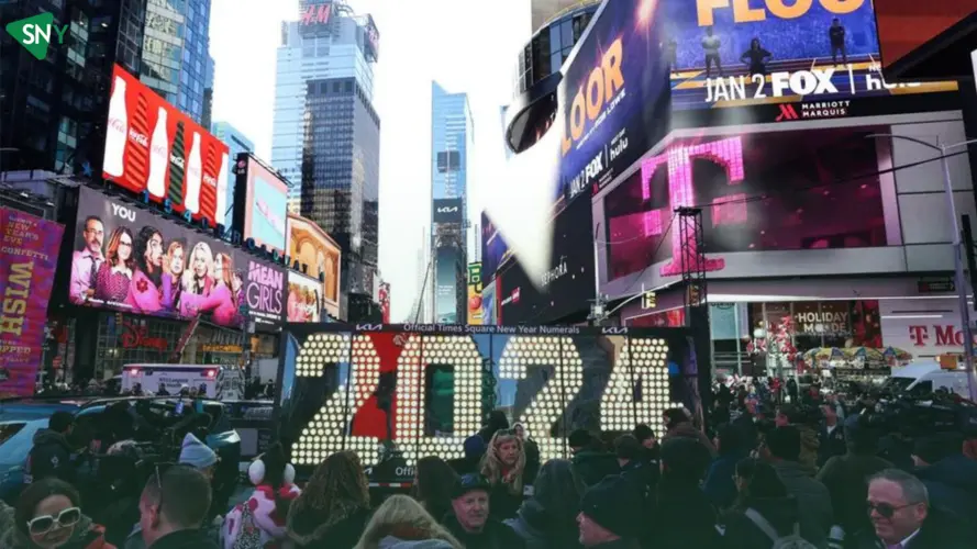 Who Is Hosting CNN’s New Year’s Eve Live